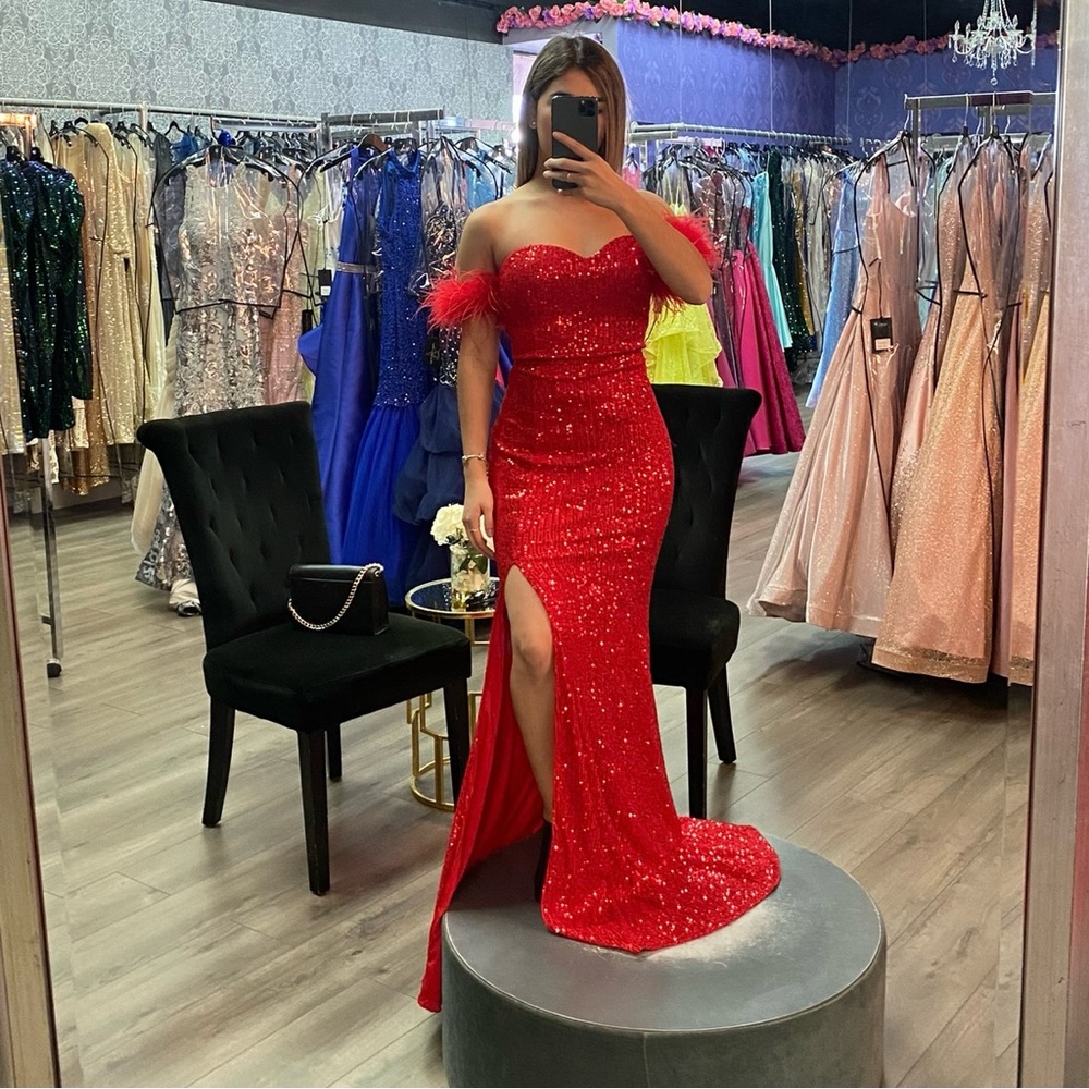 Elegant Red Strapless Evening Gown